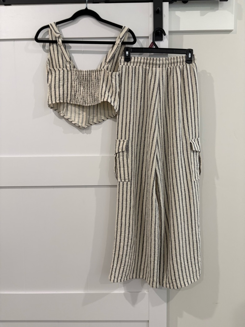 No Boundaries Cream & Black Striped Wide-Leg Pants with Matching Cropped Tank - Picture 2 of 3